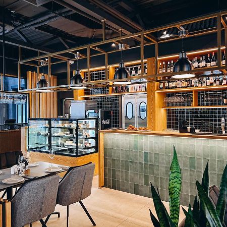 Favor Sport Hotel Kyiv Eksteriør billede