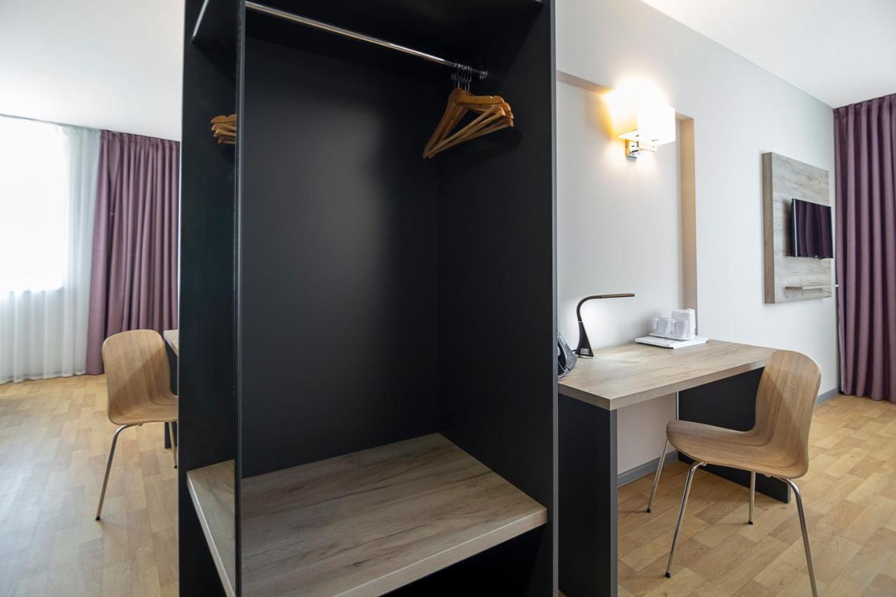 Favor Sport Hotel Kyiv Eksteriør billede