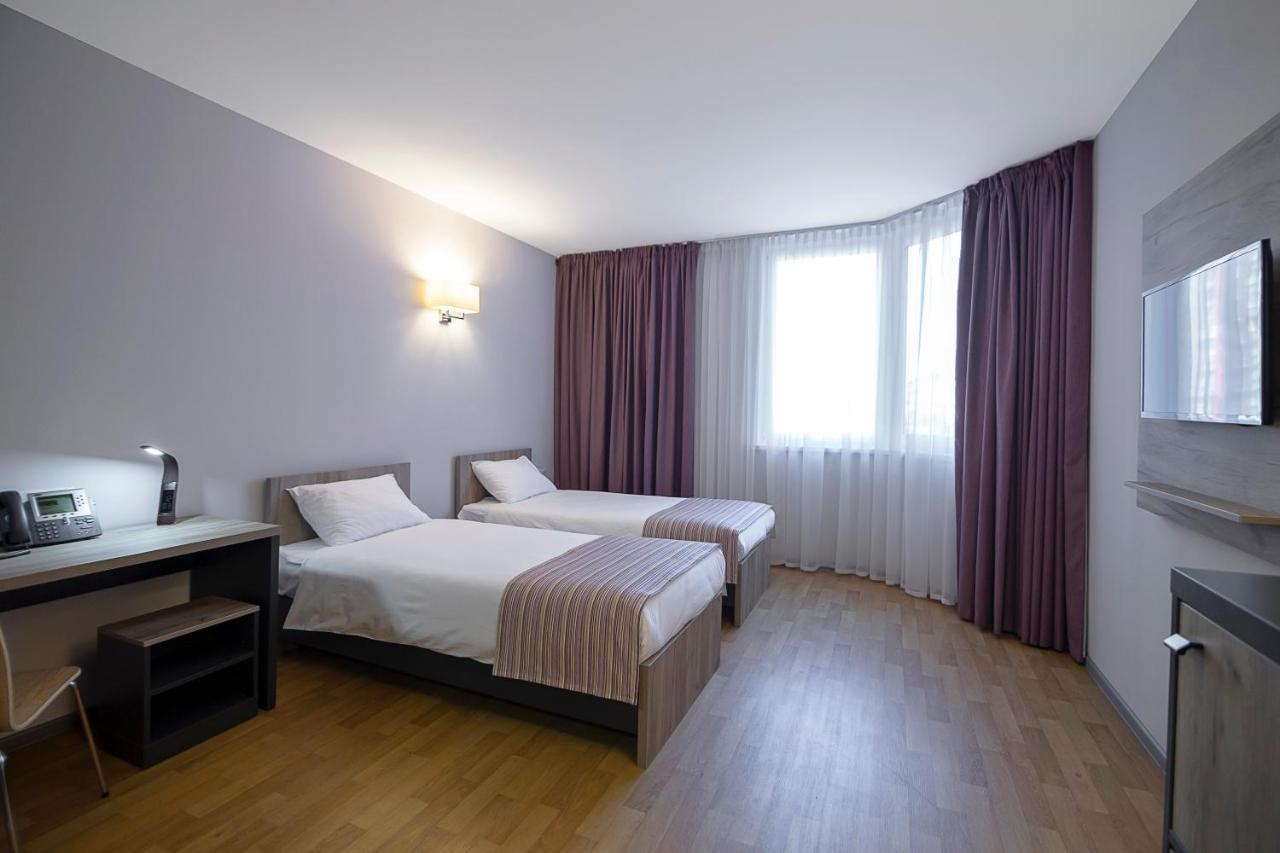Favor Sport Hotel Kyiv Eksteriør billede